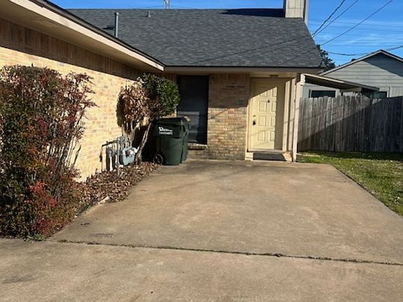 2nd image of 310 Tamara Dr APT B