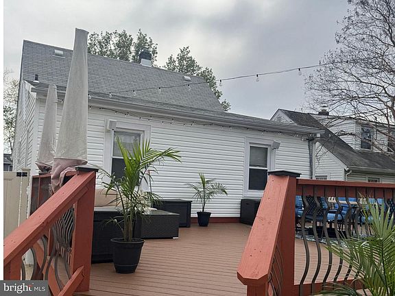 5th image of 2624 Wycliffe Rd