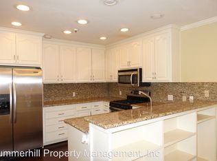 141 Giffin Rd, Los Altos, CA 94022