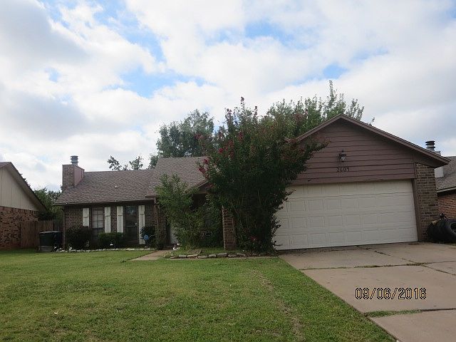 1st image of 2604 Fairfield Dr