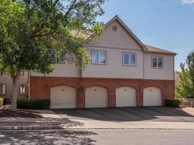 96 Sunrise Dr, Whippany, NJ, 07981