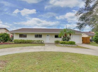 3138 Cardinal Dr, Delray Beach, FL 33444