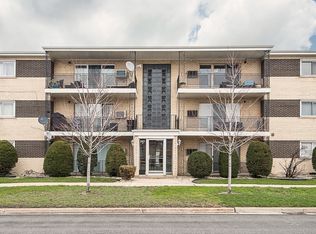 9407 S Roberts Rd APT 3SE, Hickory Hills, IL 60457