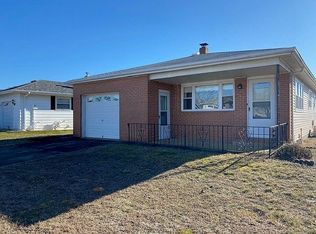 53 Pirogue St, Toms River, NJ 08757