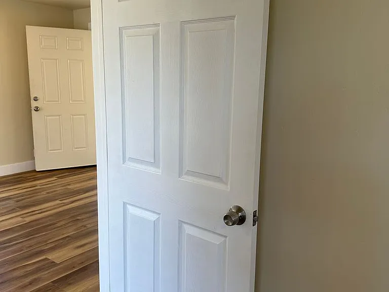 2025 I St — Photo 15
