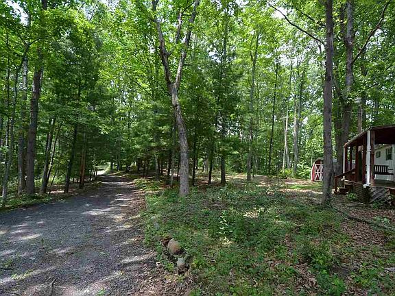 2nd image of 54 Horseshoe Holw