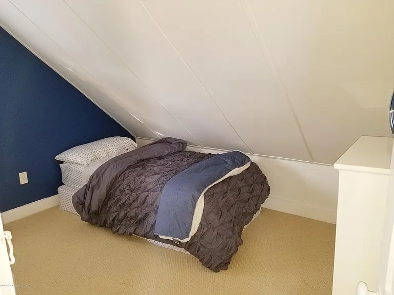 12 Surf Ave — Photo 21