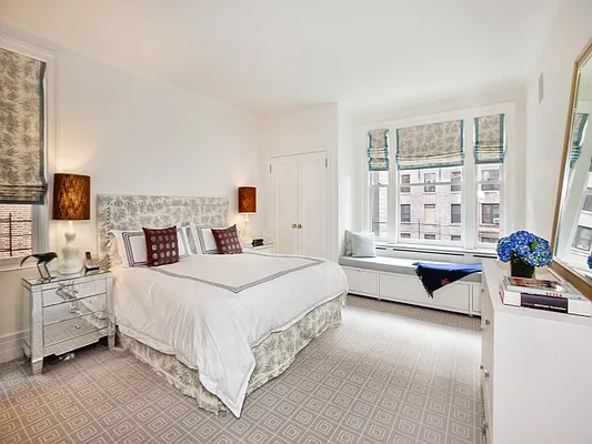 Sold by Sotheby's International Realty | media 17