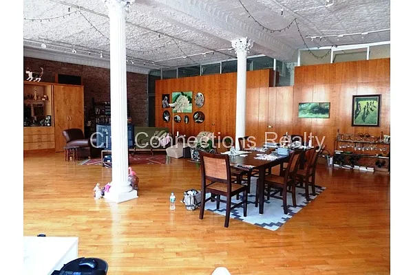 Rented by City Connections Realty | media 25