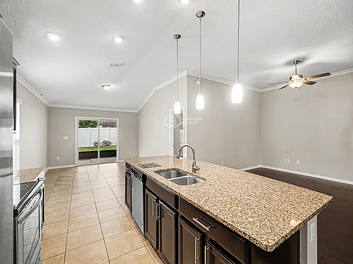 6214 Rolling Tree St — Photo 7