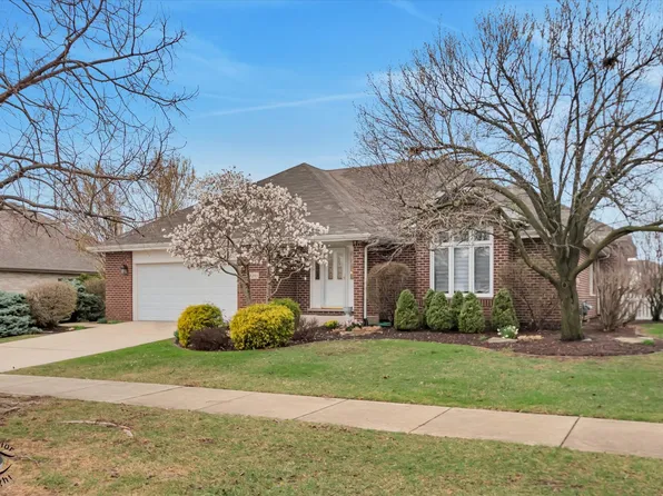 8200 Brookside Glen Dr, Tinley Park, IL 60487