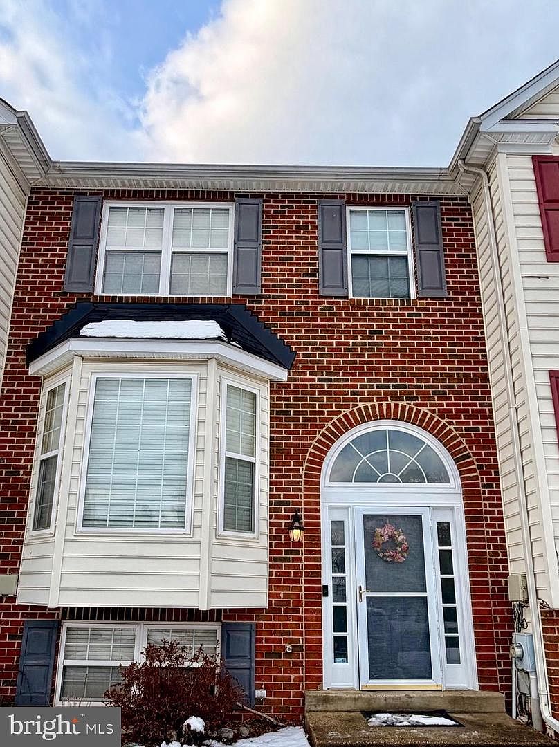 とわ 出品 10966 W Point Pl, White Plains, MD 20695 | Zillow