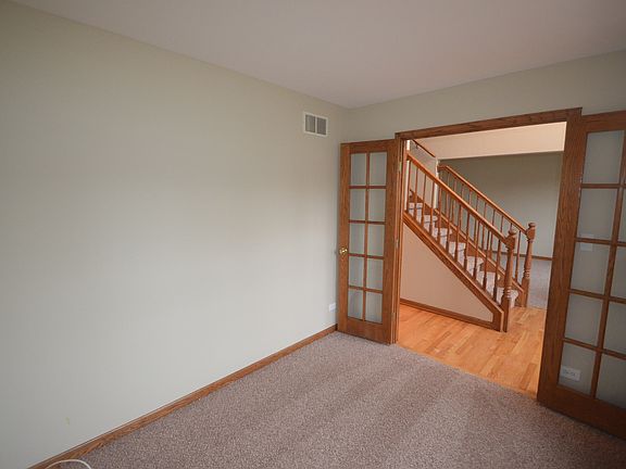 3rd image of 25440 W Latham Ct