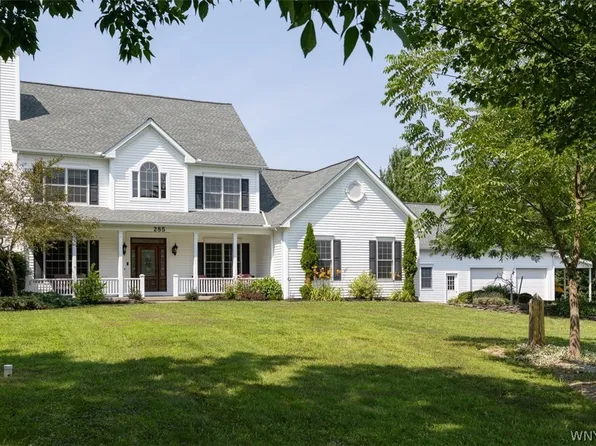 285 Cook Rd, East Aurora, NY 14052