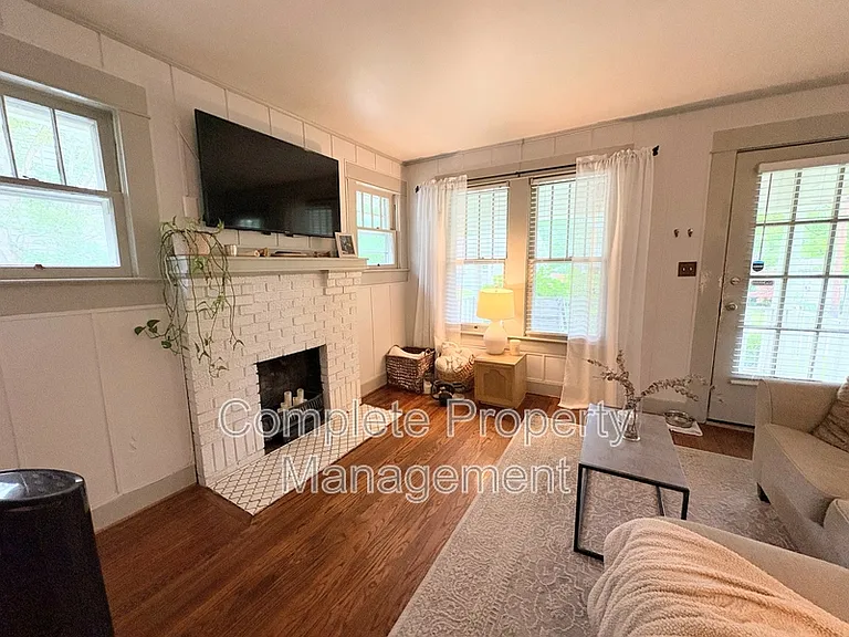 2822 16th Pl S — Photo 5