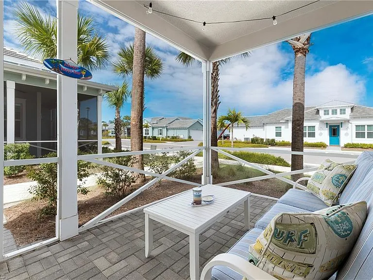 7270 Saona Ct — Photo 22