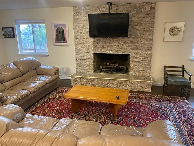 224 Hermosa Dr SE — Photo 20