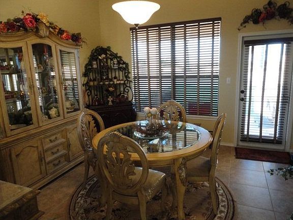 4th image of 1901 Alazan St