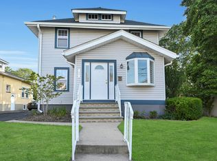 25 Marinus St, Rochelle Park, NJ 07662