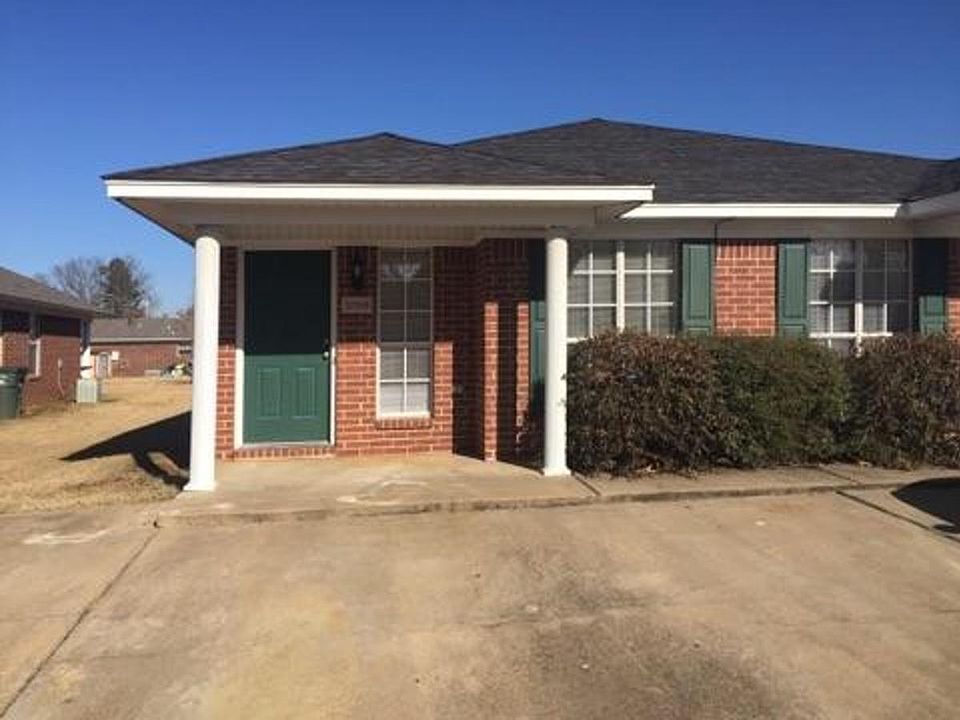 1st image of 2044 Silver Springs Cir #B