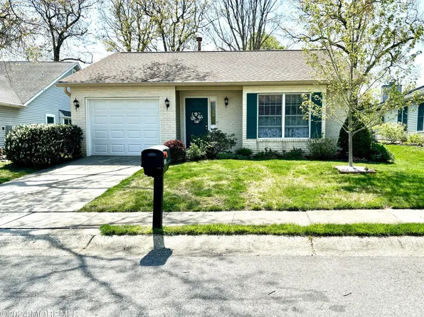 1561 Alpen Lane, Toms River, NJ 08755