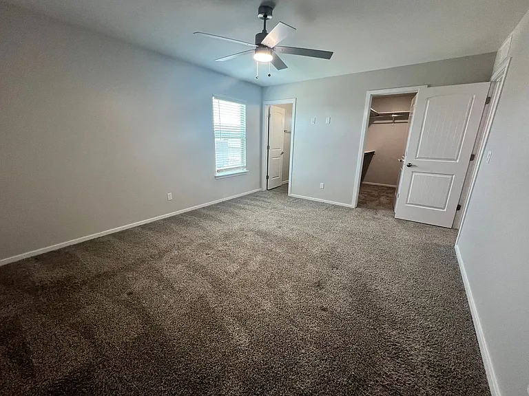 14836 Mike A Mendoza Ave — Photo 9
