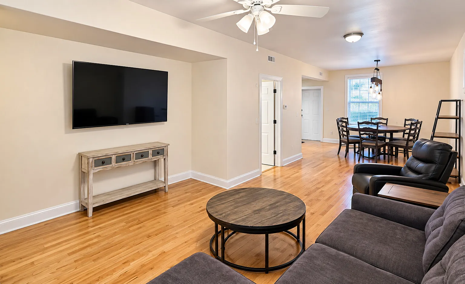 2 bed, $3,295 — Photo 3