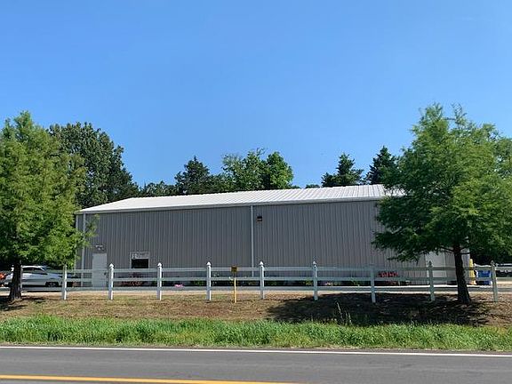2nd image of 1375 E Highway 64