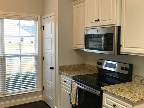 5th image of 3383 Greymoor Cir