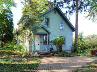 4401 Deco Ct, Ann Arbor, MI 48105