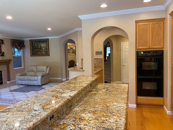 4th image of 5881 Sailing Hawk Ave