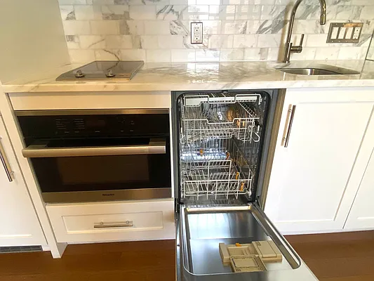 Rented by Tourma Realty LLC | media 4