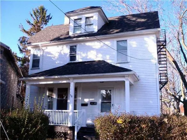 38 Scrantom St, Rochester, NY 14605