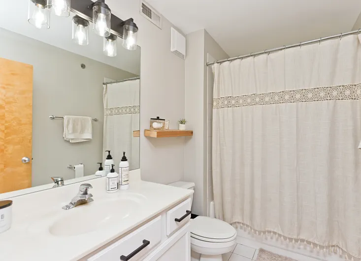 215 N Aberdeen St #403B — Photo 14