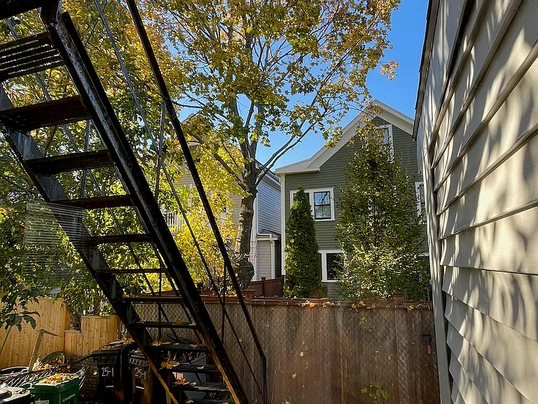 25 Andrew St #2R — Photo 10