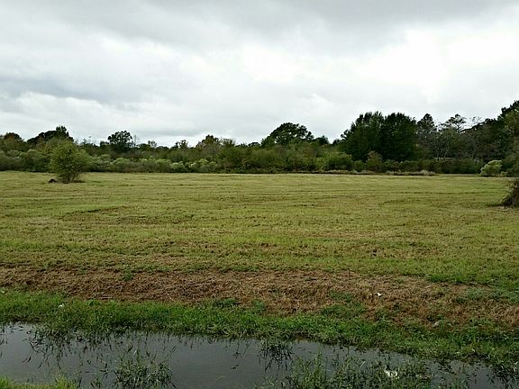 3rd image of 152 Highway 865