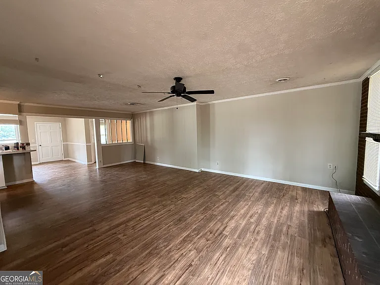602 Hillcrest Dr — Photo 18