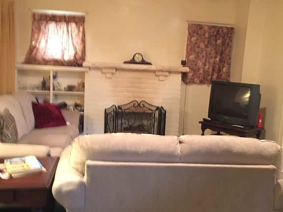 3rd image of 3521 Benton Blvd