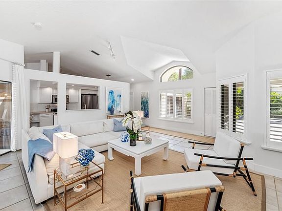 5th image of 701 Sea Oats Dr #D-1