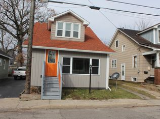 909 Dewey Ave, Kalamazoo, MI 49001