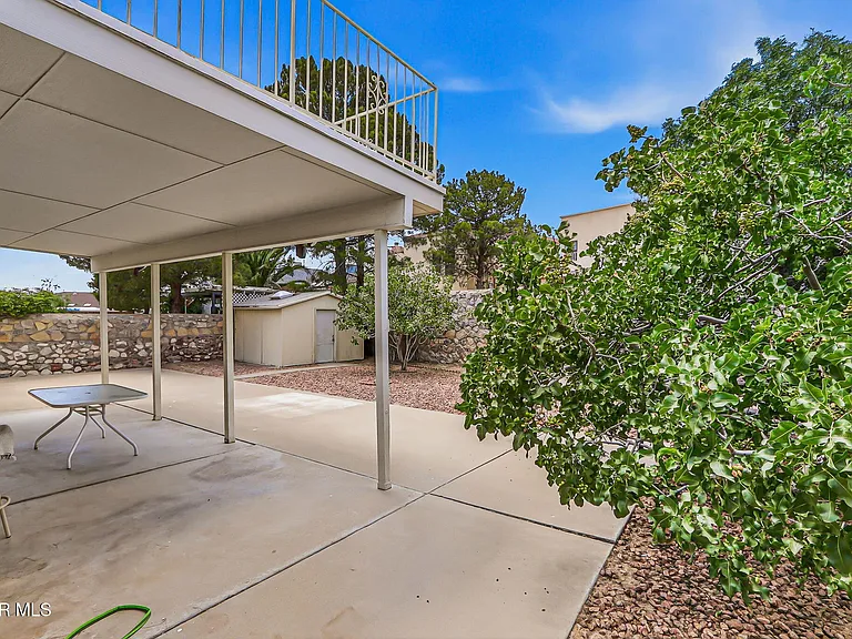 7765 Dianjou Dr — Photo 44