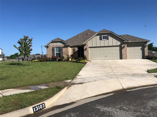13103 E 119th Ct N, Collinsville, OK 74021