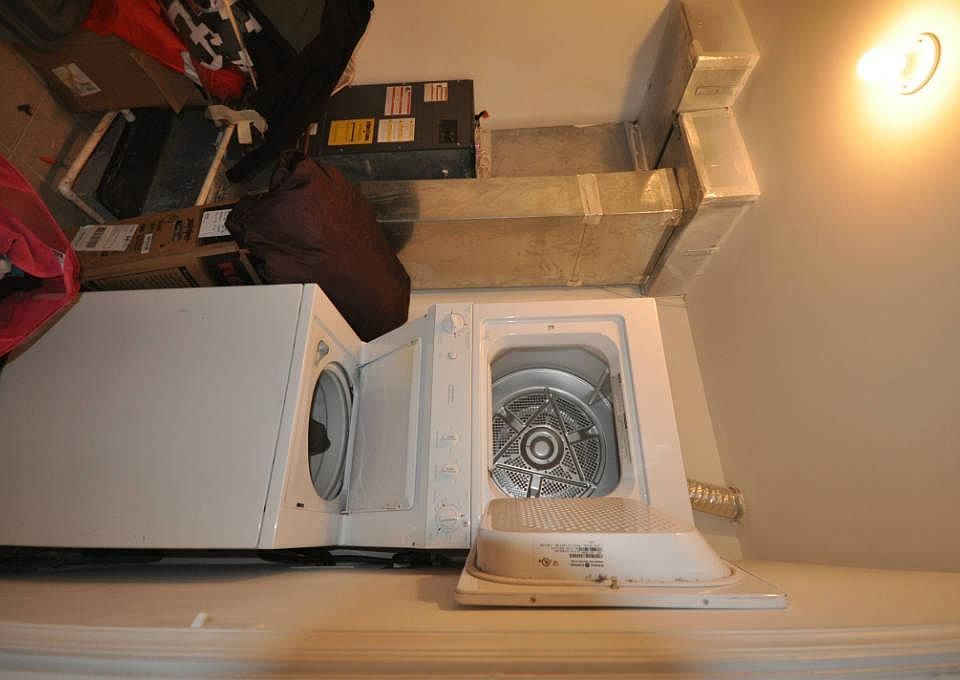 2nd image of 914 N 15th St #C