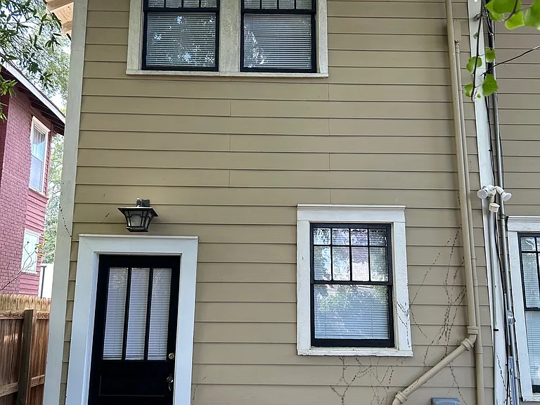 1104 Belleview St — Photo 13