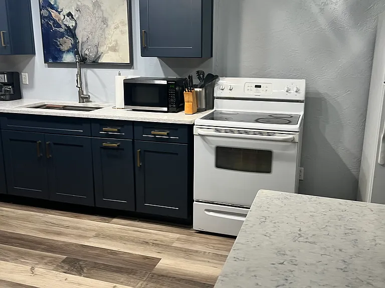 11120 Stratford Dr #211 — Photo 12