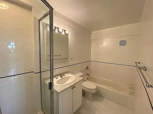 Rented by essential NEW YORK Real Estate | media 5