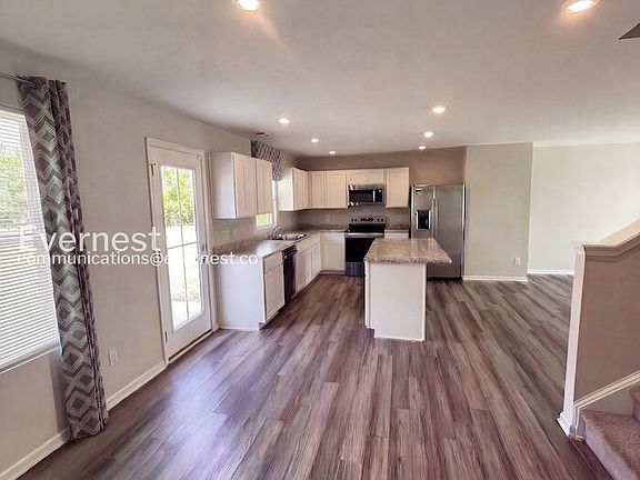 3rd image of 1016 Concord Springs Dr