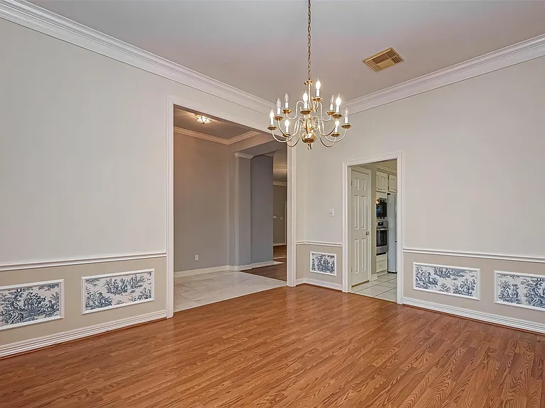 4502 Devonshire St — Photo 5
