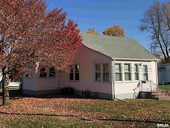 4th image of 404 E Washington St