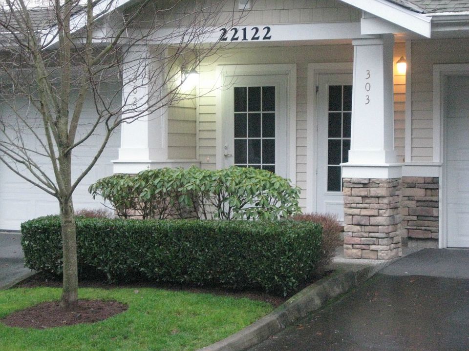 1st image of 22122 41st Ave S Unit 303
